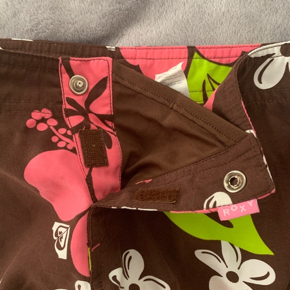 Girl’s Roxy Swim Trunks - Picture 5 of 7